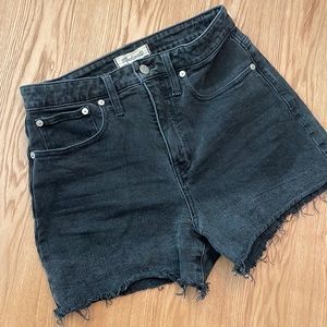 Madewell Curvy High Rise Shorts in Lunar Wash